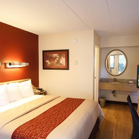 Red Roof Inn Huntington Barboursville Kültér fotó